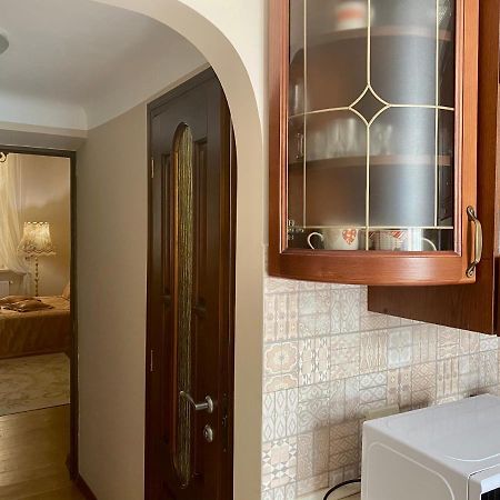 Cozy Apartment Lviv Exterior foto