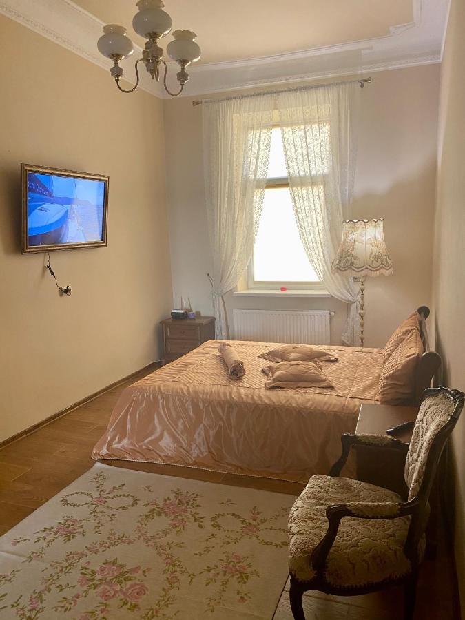 Cozy Apartment Lviv Exterior foto
